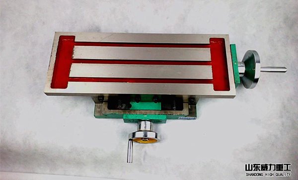 立式铣床工作台面